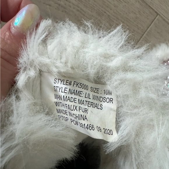 Juicy Couture Lil Windsor faux fur/glitter boots size 11 - Picture 7 of 7